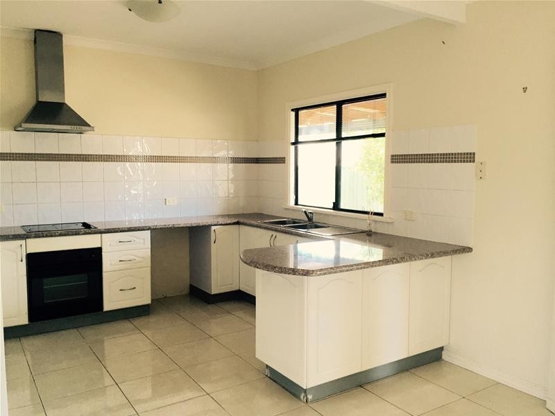 27 Thatcher Street, Waroona WA 6215