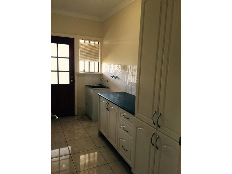 27 Thatcher Street, Waroona WA 6215