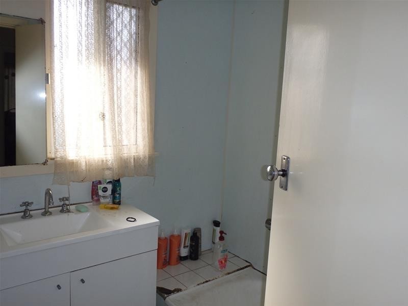 5 Teague Street, Pinjarra WA 6208