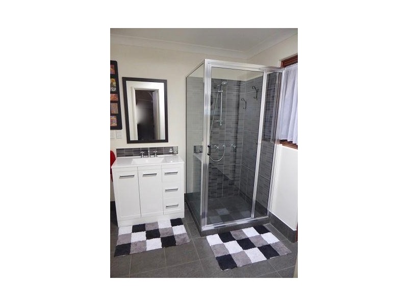 48 Kiap Road, South Yunderup WA 6208