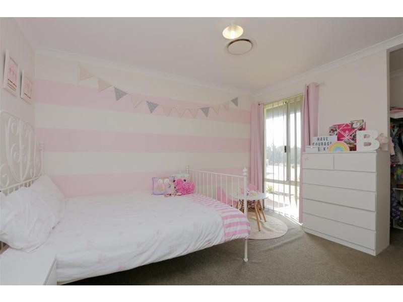 38 Naturaliste Drive, Pinjarra WA 6208