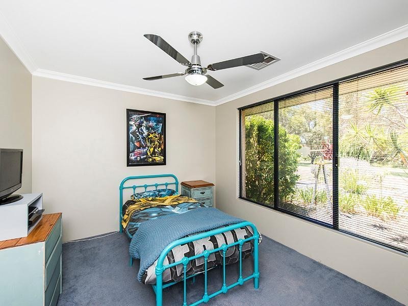 4 Haven Place, Pinjarra WA 6208