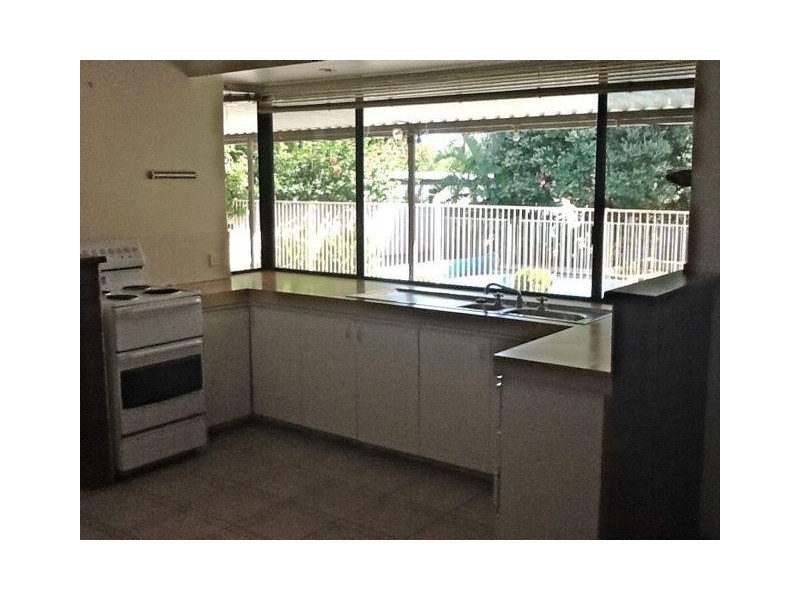 7 Armstrong Court, Waroona WA 6215