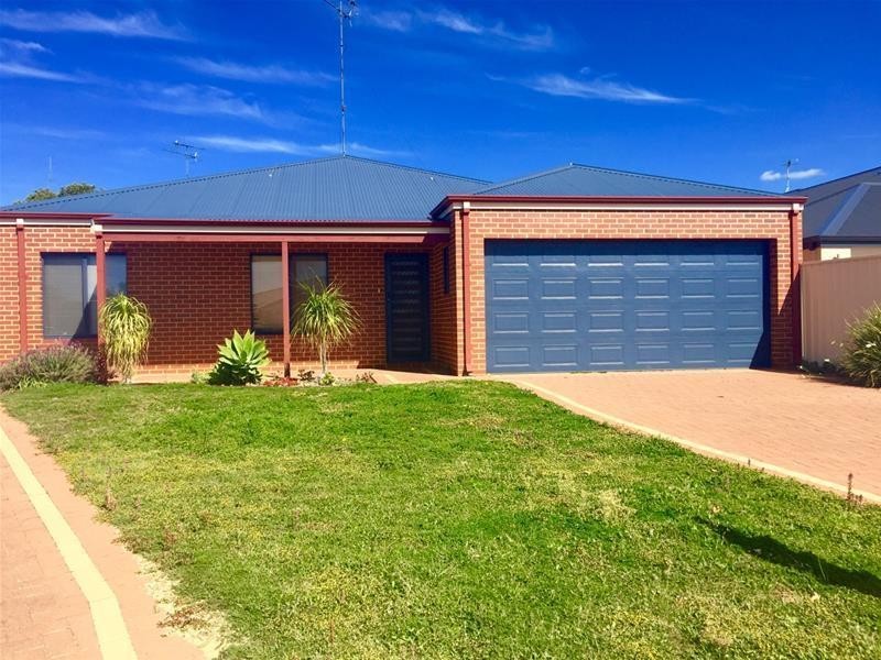 3A McKay Avenue, Waroona WA 6215