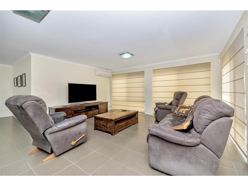 1 Woodstock Turn, Ravenswood WA 6208