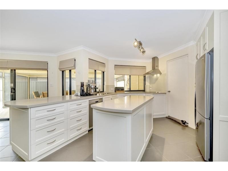 1 Woodstock Turn, Ravenswood WA 6208