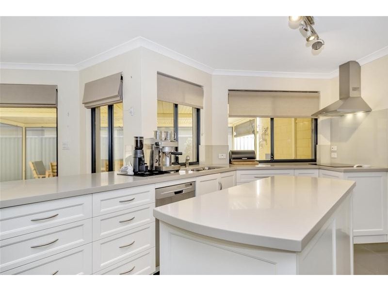 1 Woodstock Turn, Ravenswood WA 6208