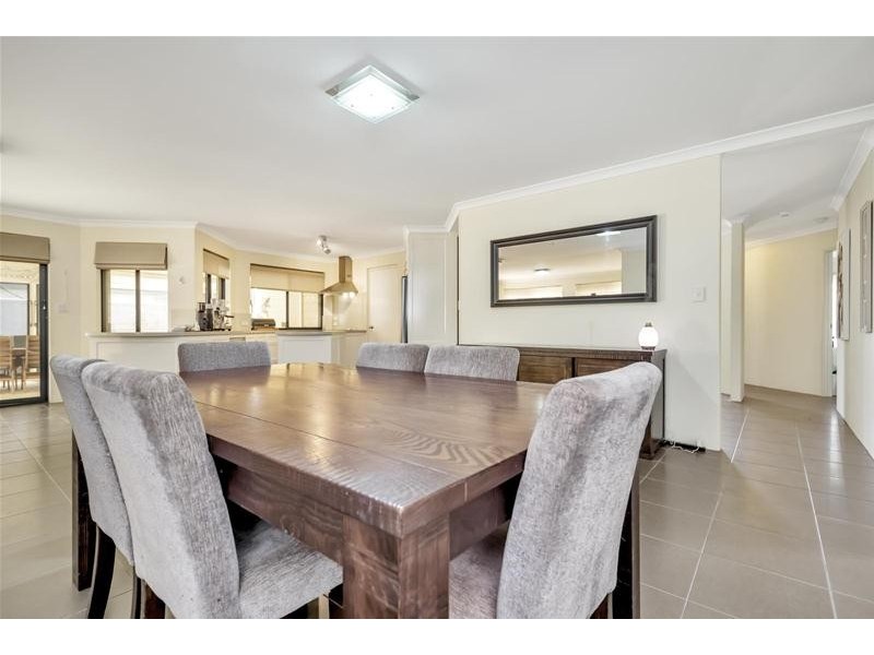 1 Woodstock Turn, Ravenswood WA 6208