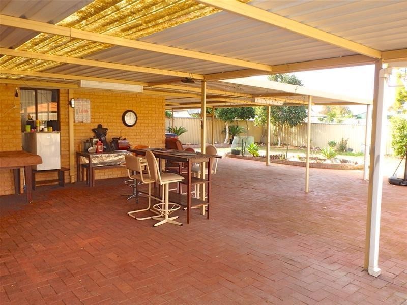 15 Herald Rise, Greenfields WA 6210