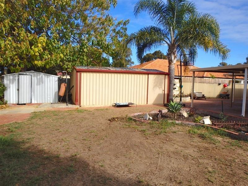 15 Herald Rise, Greenfields WA 6210