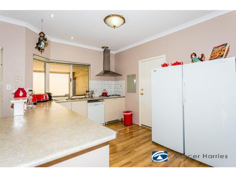 35 Country Road, Pinjarra WA 6208