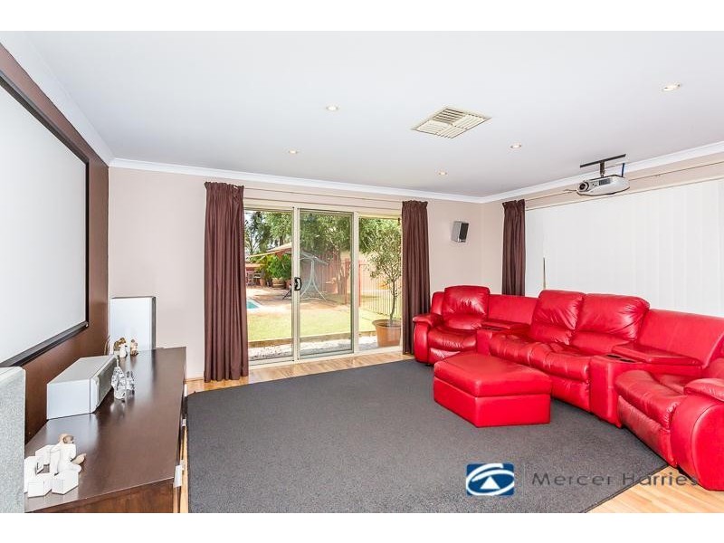 35 Country Road, Pinjarra WA 6208