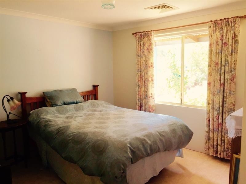 91 Hill Street, Waroona WA 6215