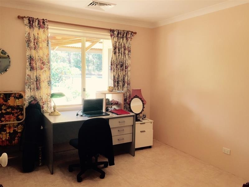 91 Hill Street, Waroona WA 6215