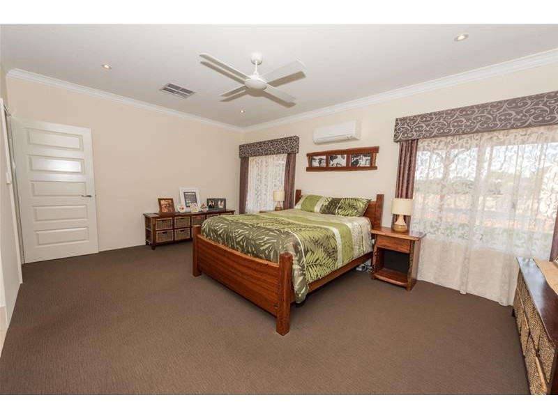 137 Twin Bridges Place, Boddington WA 6390