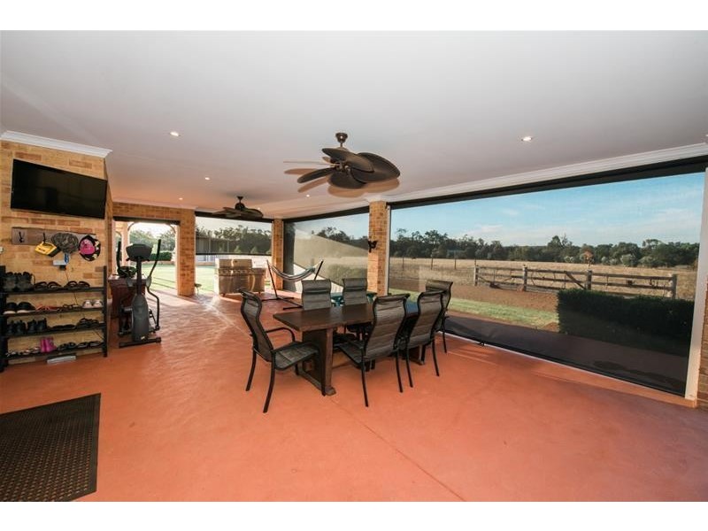 137 Twin Bridges Place, Boddington WA 6390