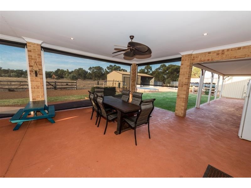 137 Twin Bridges Place, Boddington WA 6390