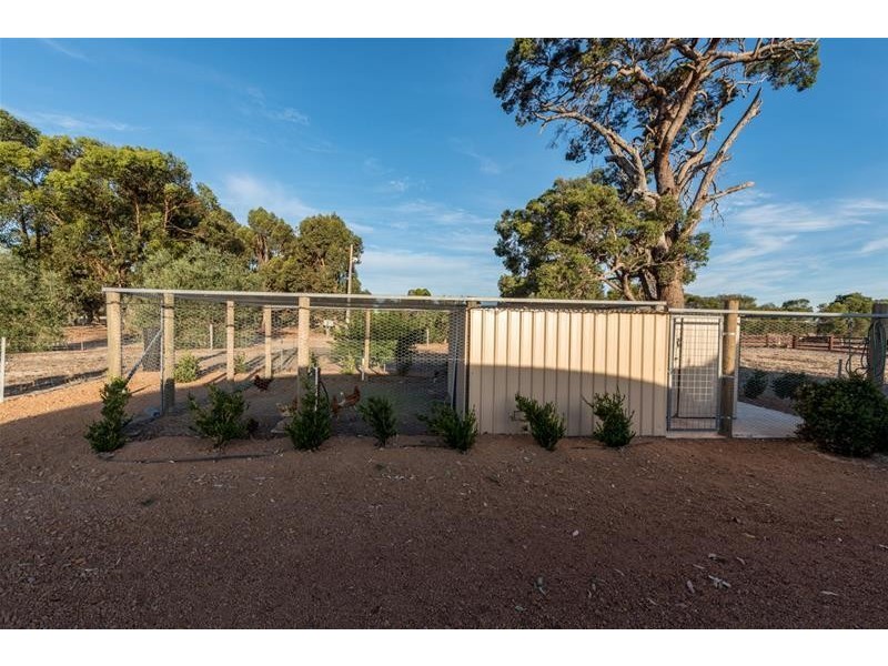 137 Twin Bridges Place, Boddington WA 6390