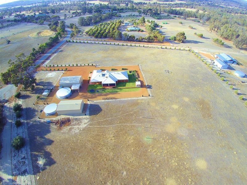 137 Twin Bridges Place, Boddington WA 6390