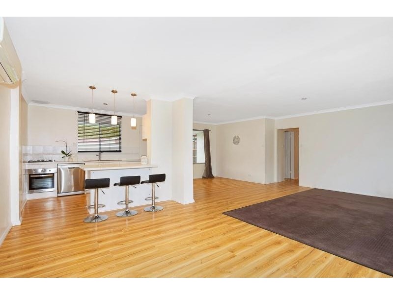 4 Darwinia Place, Pinjarra WA 6208