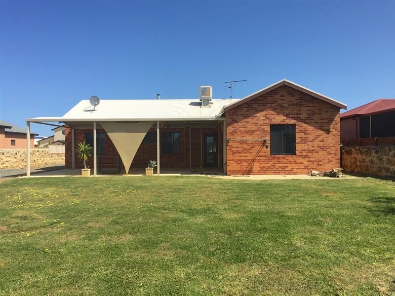 35 Murray Waters Boulevard, South Yunderup WA 6208