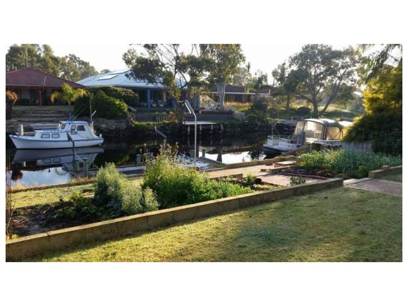 50 South Yunderup Road, South Yunderup WA 6208