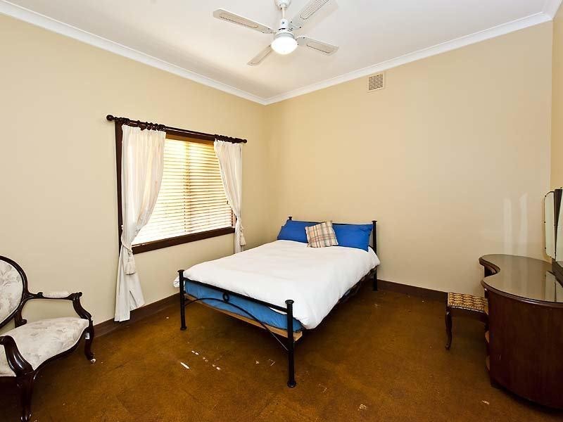 211 Holyoake Road, Dwellingup WA 6213