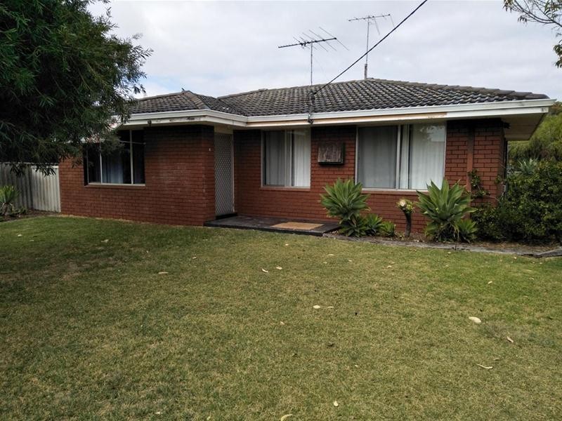 13 Humphrey Street, Pinjarra WA 6208