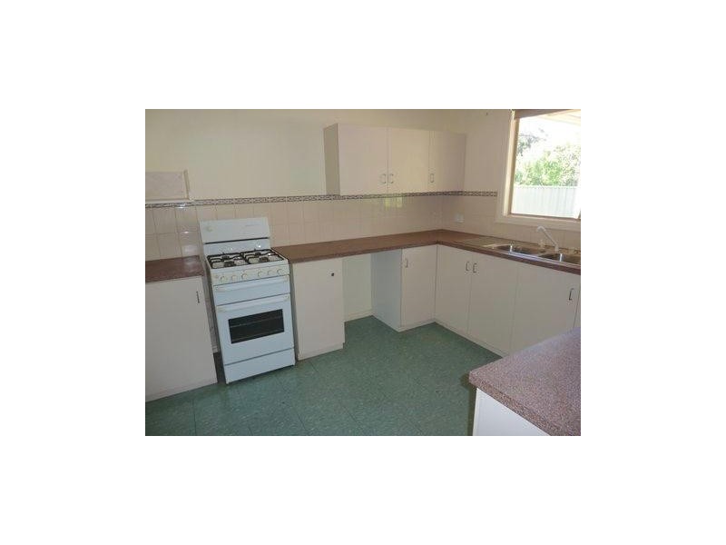 6 Dowsett Street, Wandering WA 6308