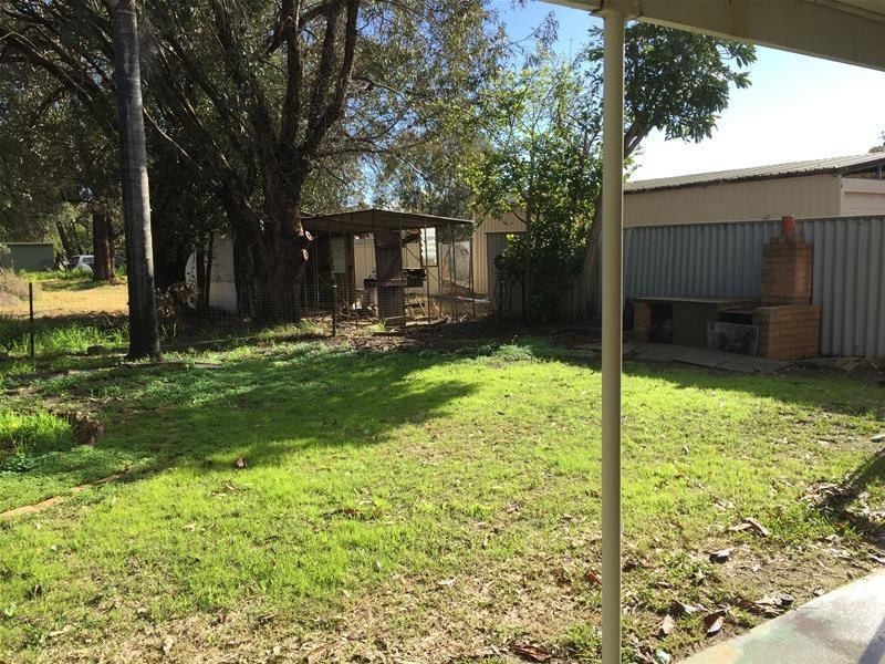 35 Murray Street, Pinjarra WA 6208