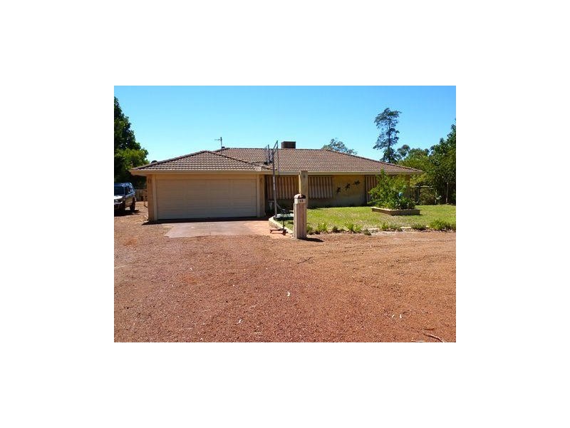 13 Adam Street, Boddington WA 6390