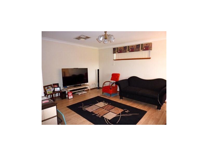 13 Adam Street, Boddington WA 6390