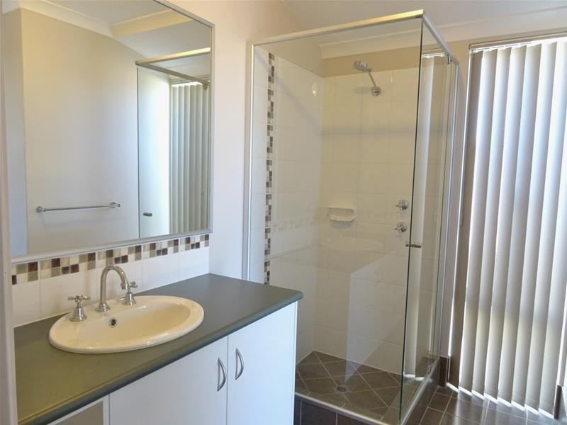 9 Harrison Way, Waroona WA 6215