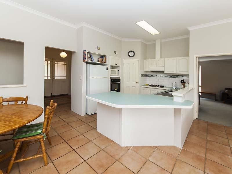 7 Heron Place, South Yunderup WA 6208