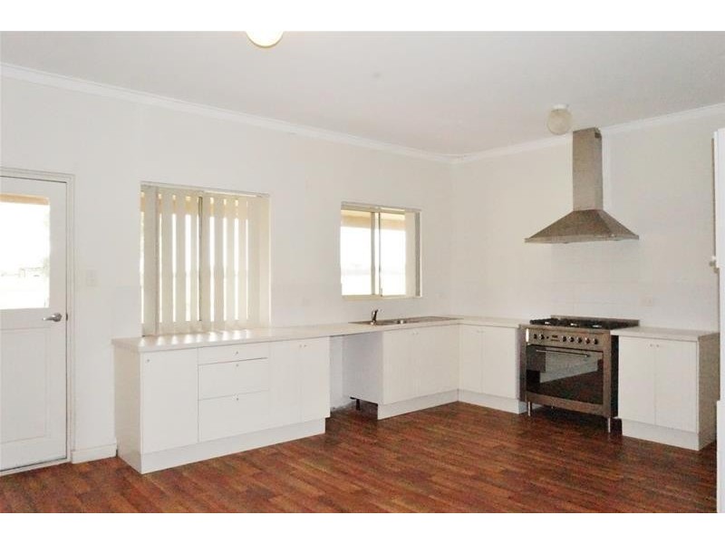 8179 South West Highway, Waroona WA 6215