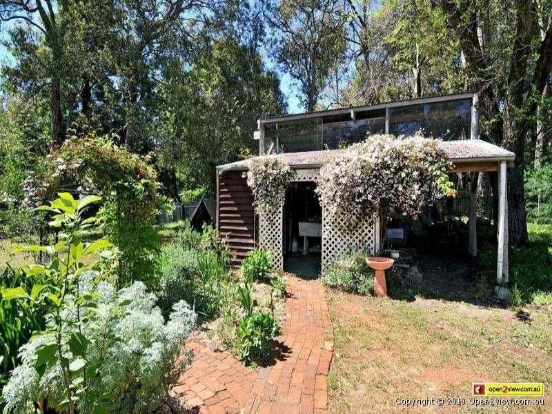 28 Wallace Road, Dwellingup WA 6213