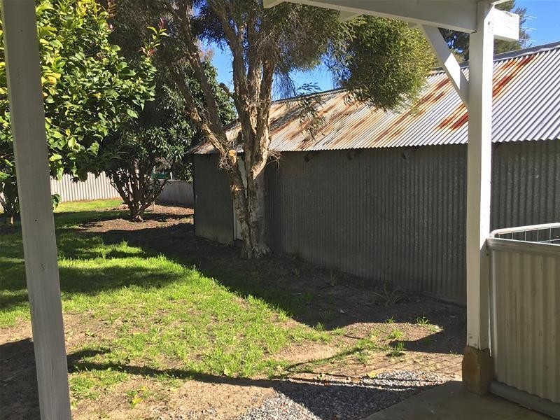 1 Fitzpatrick Place, Waroona WA 6215