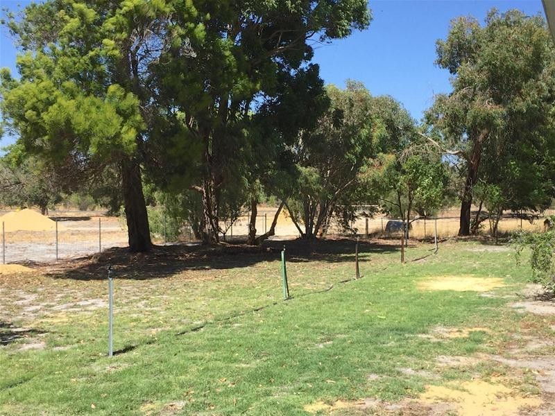 27 Fishermans Road, West Coolup WA 6214