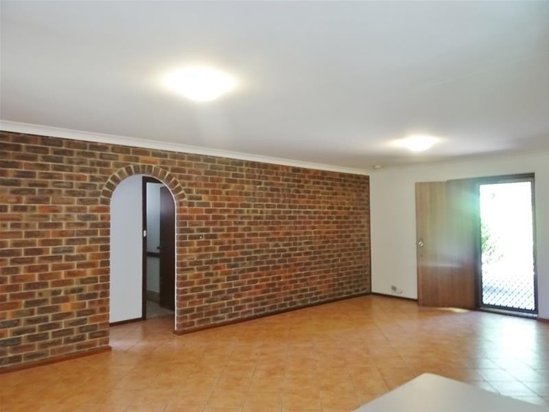 63 Bradford Street, Waroona WA 6215