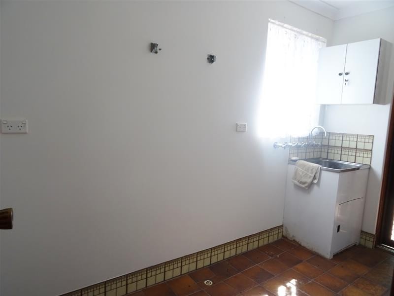 63 Bradford Street, Waroona WA 6215