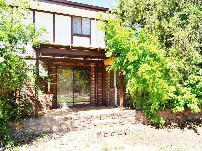 63 Bradford Street, Waroona WA 6215