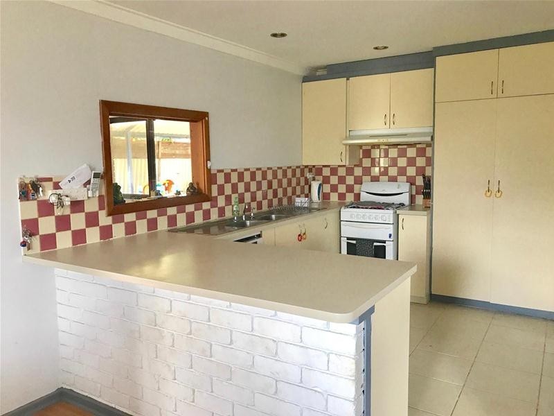 3 Pisconeri Heights, Waroona WA 6215