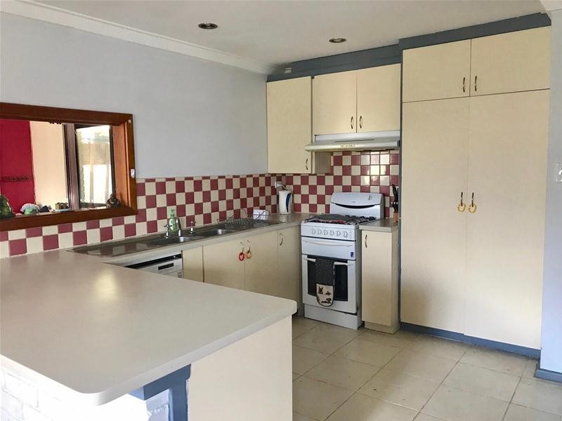 3 Pisconeri Heights, Waroona WA 6215