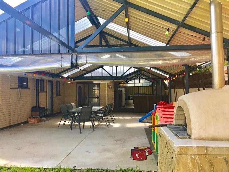 3 Pisconeri Heights, Waroona WA 6215