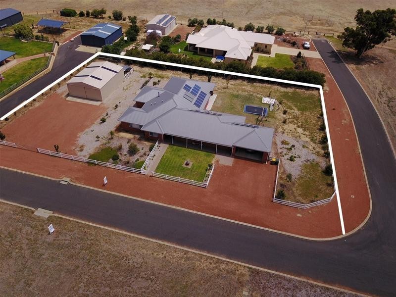 1 Ryecroft Vista, Waroona WA 6215