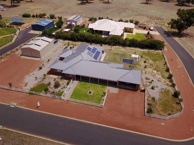 1 Ryecroft Vista, Waroona WA 6215