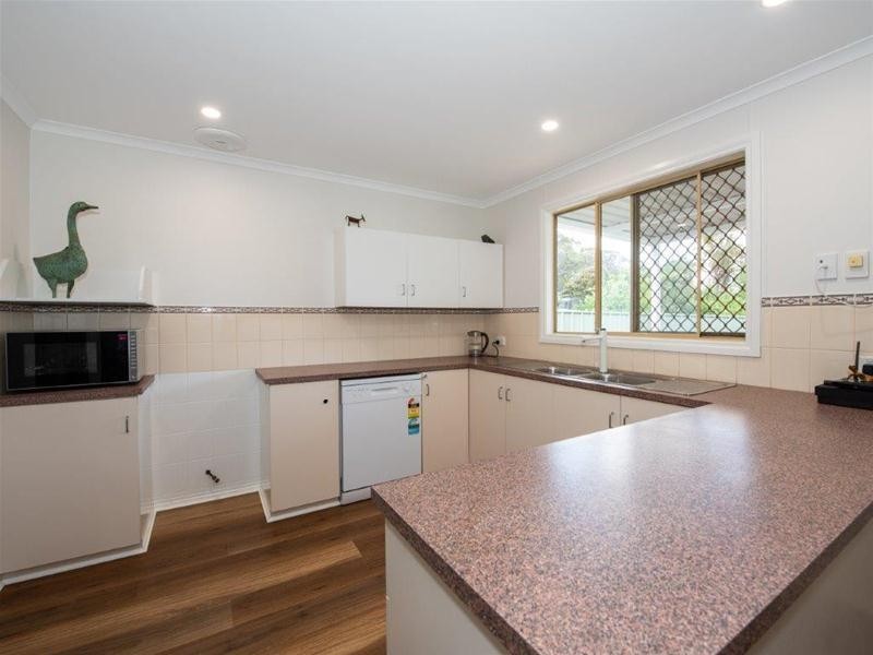 6 Dowsett Street, Wandering WA 6308