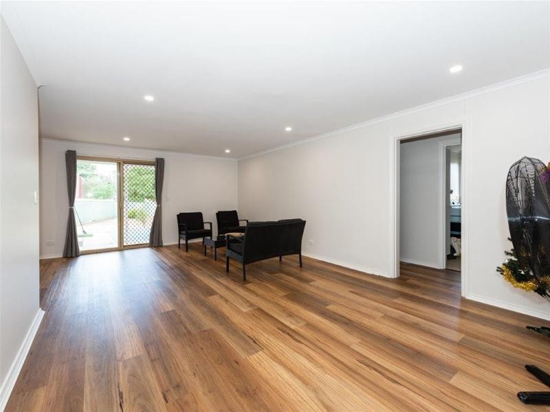 6 Dowsett Street, Wandering WA 6308