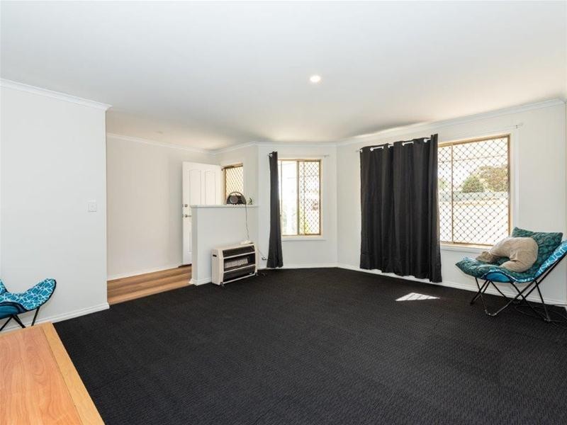 6 Dowsett Street, Wandering WA 6308