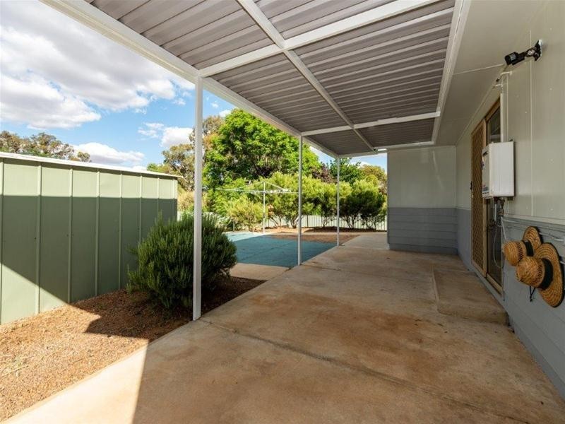 6 Dowsett Street, Wandering WA 6308